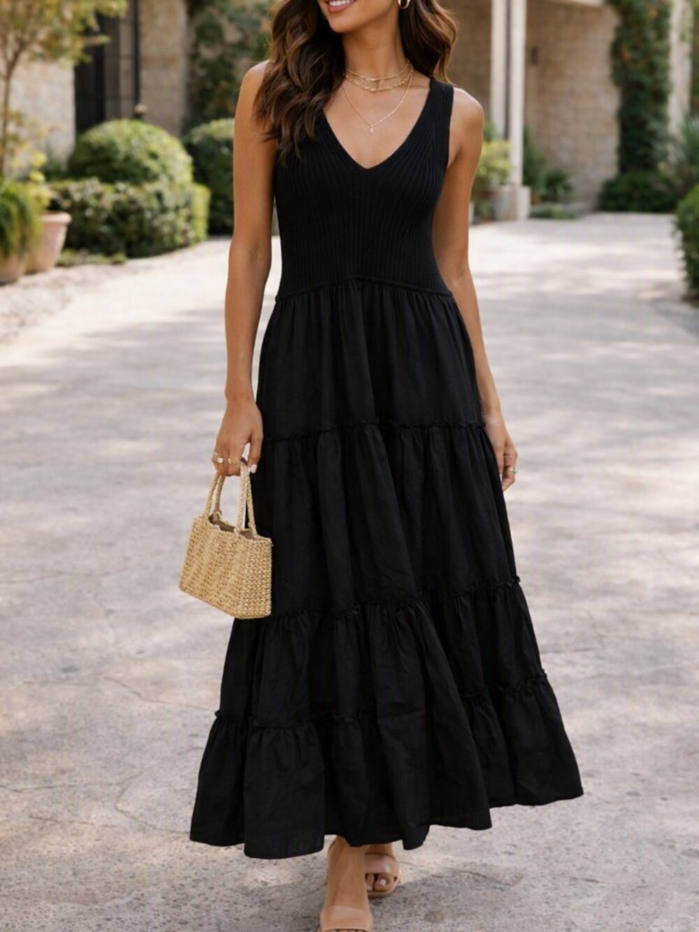 Evereve Black Ribbed Bodice Tiered Maxi Dress